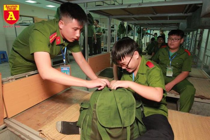 Các em luôn nhận được sự quan tâm của các thầy giáo