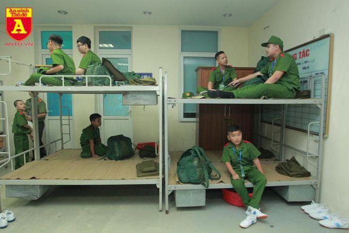 Các em nhanh chóng ổn định chỗ ở tại khu nội trú