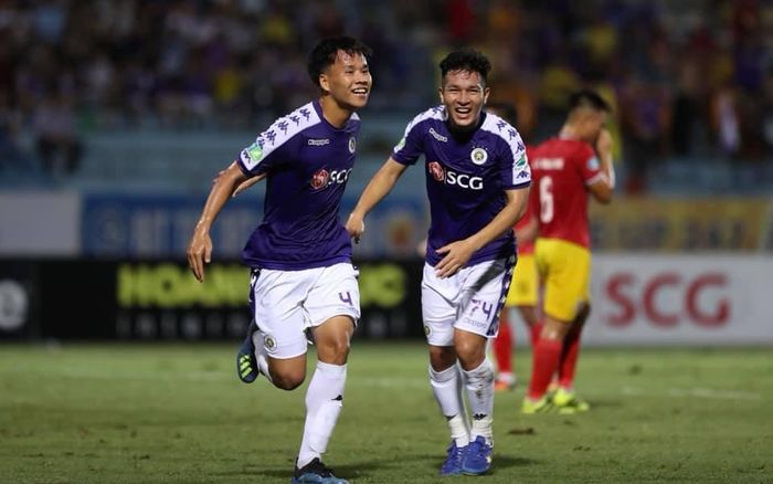 Hà Nội FC không gặp nhiều khó khăn để giành chiến thắng 3-1 trước Hồng Lĩnh Hà Tĩnh
