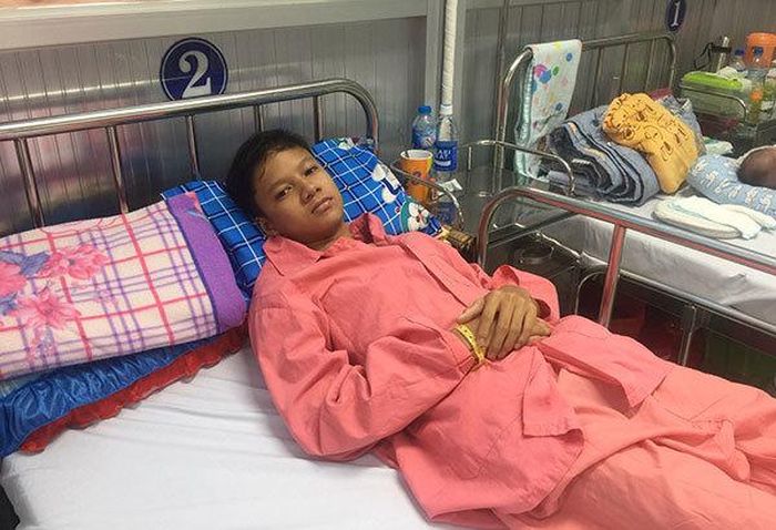 Vinh đã có đủ tiền phẫu thuật.