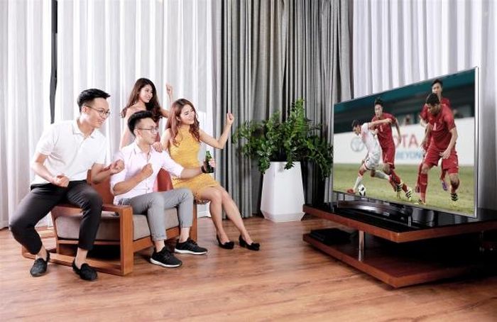 Âm thanh sôi động như đang thưởng thức bóng đá ngoài sân cỏ