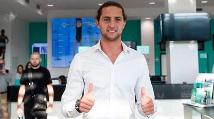 Juventus chính thức chiêu mộ Adrien Rabiot
