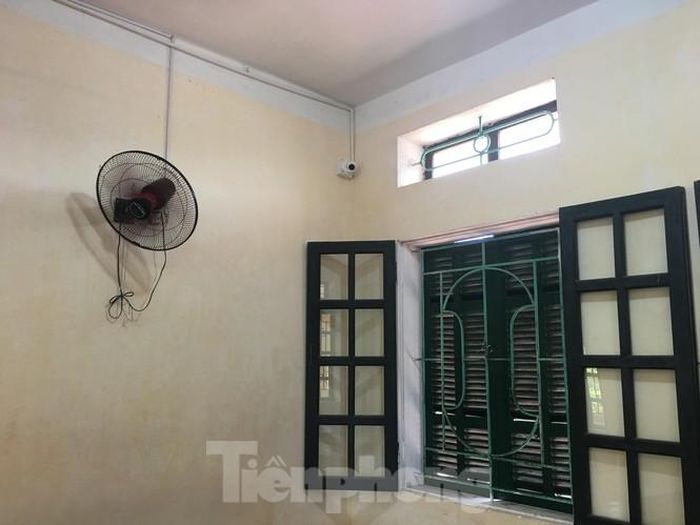 Camera giám sát 24h/24h ở tất cả các phòng chấm thi trắc nghiệm và tự luận