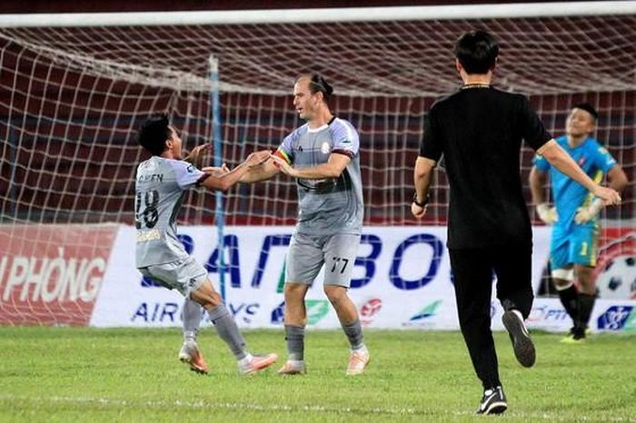 Huỳnh Kesley tiếp tục tỏa sáng