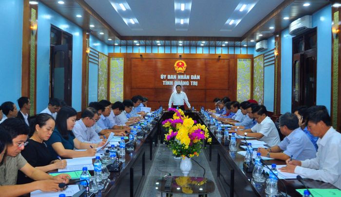 Phó Chủ tịch UBND tỉnh Hà Sỹ Đồng đề nghị các cấp, ngành, đơn vị liên quan cần triển khai một cách nghiêm túc, đồng bộ các giải pháp phòng chống bệnh dịch tả lợn Châu Phi
