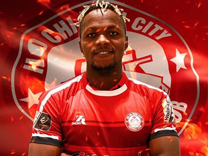 Victor Mansaray cũng được TP.HCM chiêu mộ ngay khi rời B.Bình Dương. Ảnh: TPHCM