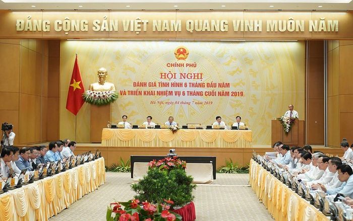 Hội nghị trực tuyến Chính phủ với các địa phương (ảnh Q.H)