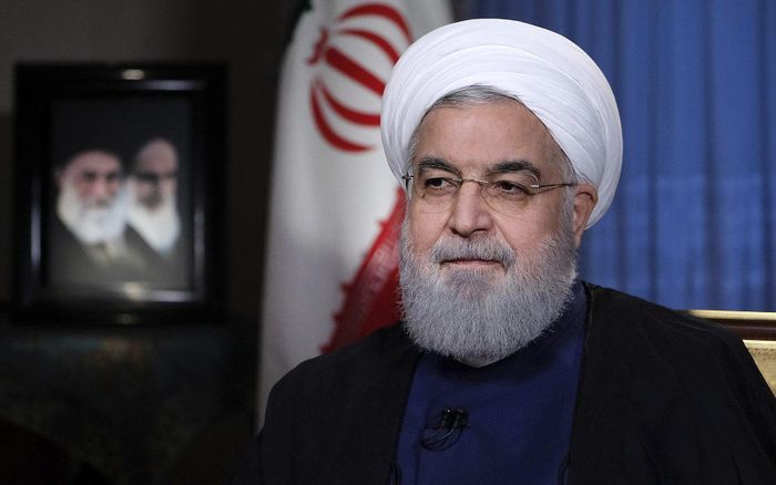 Tổng thống Iran Hassan Rouhani cảnh báo sẽ vận hành trở lại lò phản ứng nước nặng Arak có thể sản xuất plutonium nếu các bên không củng cố thỏa thuận hạt nhân