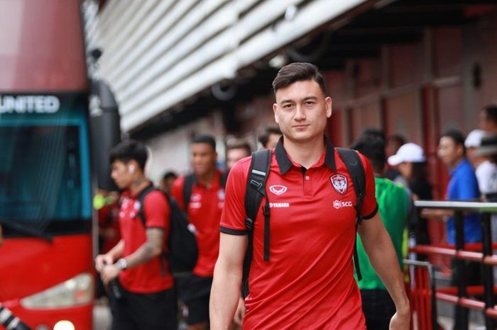 Thủ môn Văn Lâm có mặt tại sân SCG Stadium.Ảnh: MUTD