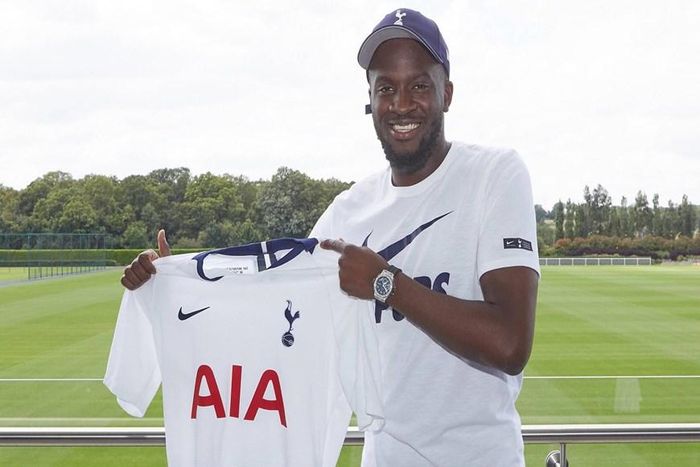  Tanguy Ndombele (60 triệu euro, Lyon sang Tottenham) 