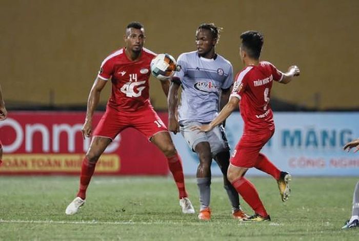 Tân binh Mansaray chưa làm người hâm mộ CLB TPHCM quên được Vinicius