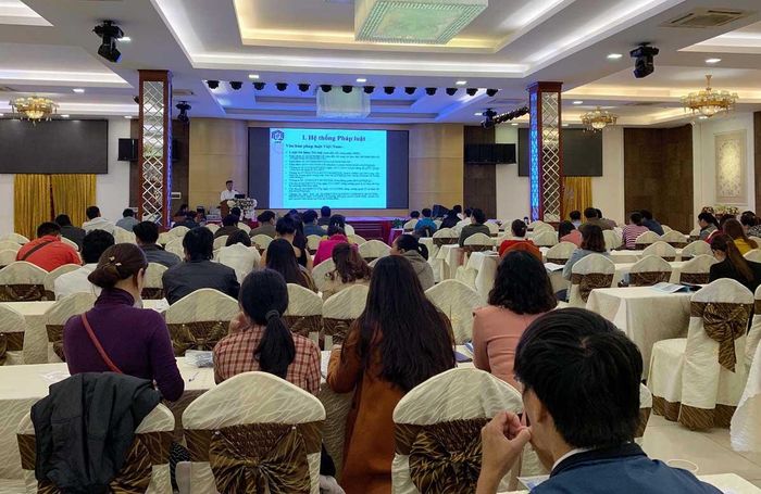 Tập huấn nâng cao năng lực quản lý và thực thi có hiệu quả pháp luật bảo hộ quyền tác giả cho đội ngũ cán bộ, tác giả hoạt động văn học-nghệ thuật trên địa bàn tỉnh. Ảnh: Hoàng Ngọc