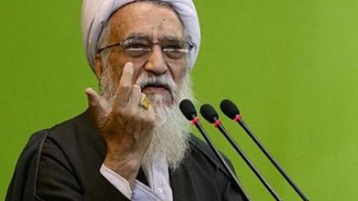 Giáo sĩ người Iran Mohammad Ali Movahedi-Kermani tuyên bố ở Tehran rằng nước cộng hòa Hồi giáo đã sẵn sàng chiến tranh với Mỹ