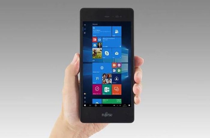 Nhồi nhét trải nghiệm PC vào smartphone khiến Microsoft phật ý người dùng. Ảnh: ZDnet.
