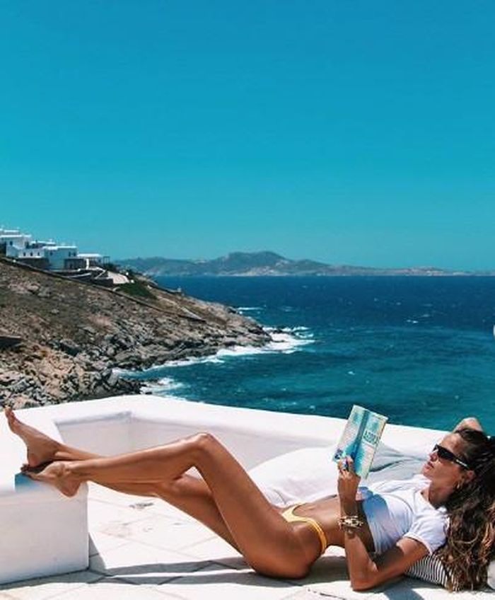Dù đã ngoài 30 tuổi nhưng Izabel Goulart sở hữu thân hình quyến rũ đến các cô gái đôi mươi cũng phải ghen tị.
