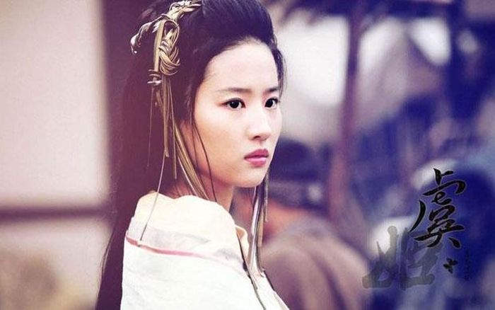 Khán giả cho rằng Lưu Diệc Phi đẹp nhưng...đơ