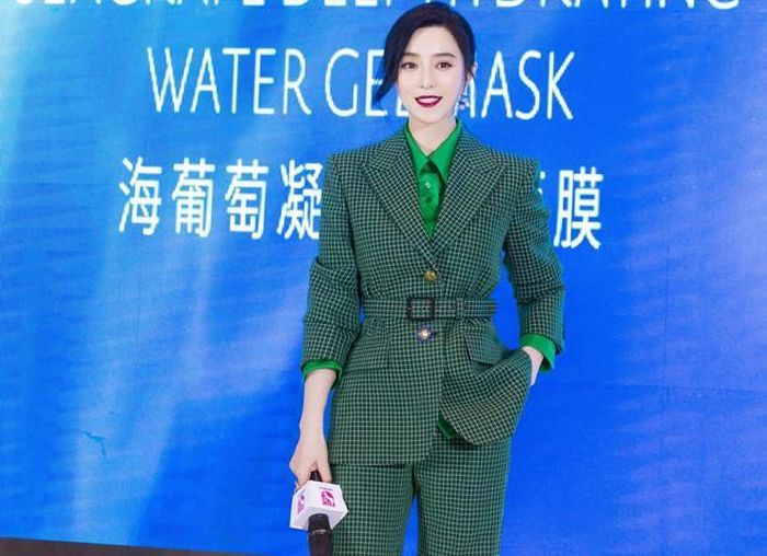 Phạm Băng Băng liên tục gặp phải những vấn đề rắc rối trong ngày trở lại làng giải trí.