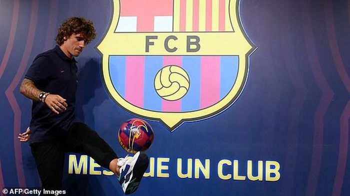 Antoine Griezmann sẽ được sát cánh Leo Messi ở mùa giải tới