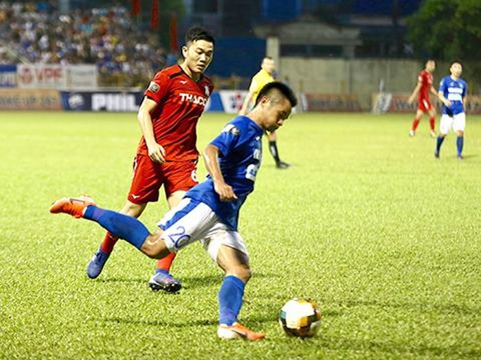 Tình cảnh của HAGL lúc này cũng như phong độ của Xuân Trường. Ảnh: Đức Anh