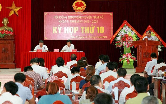 Toàn cảnh kỳ họp.