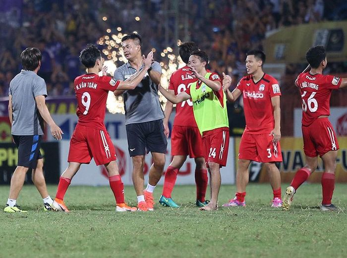 Văn Toàn mang về trận hòa quý giá cho HAGL