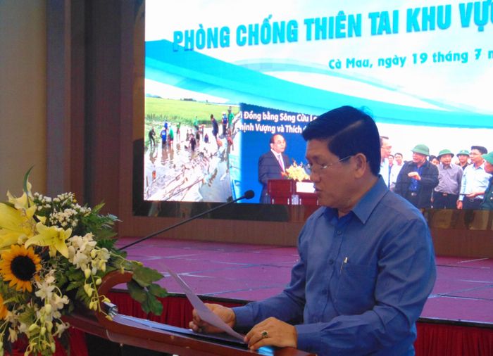 Ông Lê Văn Sử phát biểu tại hội nghị