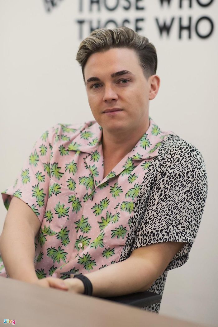 Jesse McCartney tiết lộ anh ngừng ca hát 4 năm vì gặp cú "sốc" sau khi bà qua đời đột ngột.