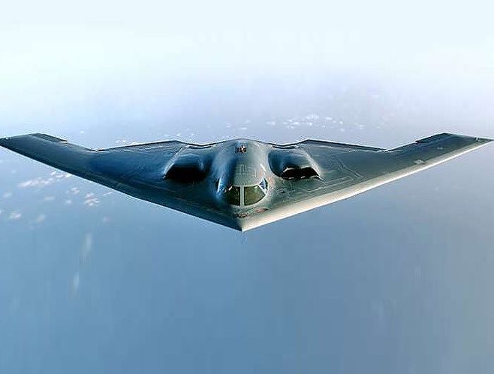  Đến nay, B-2 Spirit vẫn được coi là khí tài quân sự độc nhất vô nhị trên thế giới, không được sở hữu bởi bất kì quốc gia nào khác ngoài Mỹ. 
