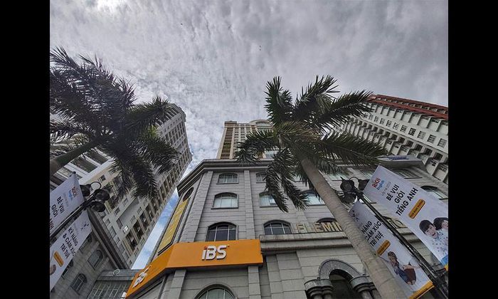 Một chế độ rất hữu ích trên A80 nữa, đó là camera góc siêu rộng. Chế độ này lấy được thêm rất nhiều góc cho bức ảnh. Ảnh cũng sẽ có xu hướng nhìn rất ấn tượng, được tạo bởi hiệu ứng thị giác góc rộng.