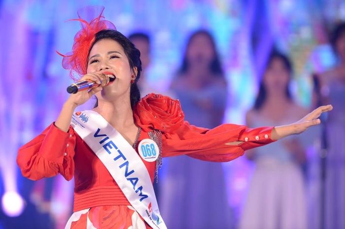 Trần Thị Hồng Nhung tự tin thể hiện ca khúc "Never enough". Với phần trình diễn này, đại diện nước chủ nhà nhận được nhiều lời khen từ phía các giám khảo. Giám khảo Indonesia Bemby Gusti dùng từ "choáng ngợp" để nói về phần trình diễn của Trần Thị Hồng Nhung. Còn giám khảo Thanh Lam khen: "Hồng Nhung thể hiện tương đối hoàn thiện bài hát khó về thanh nhạc, quãng rộng". Trần Thị Hồng Nhung là một trong hai thí sinh giành được giải Nhì của cuộc thi.