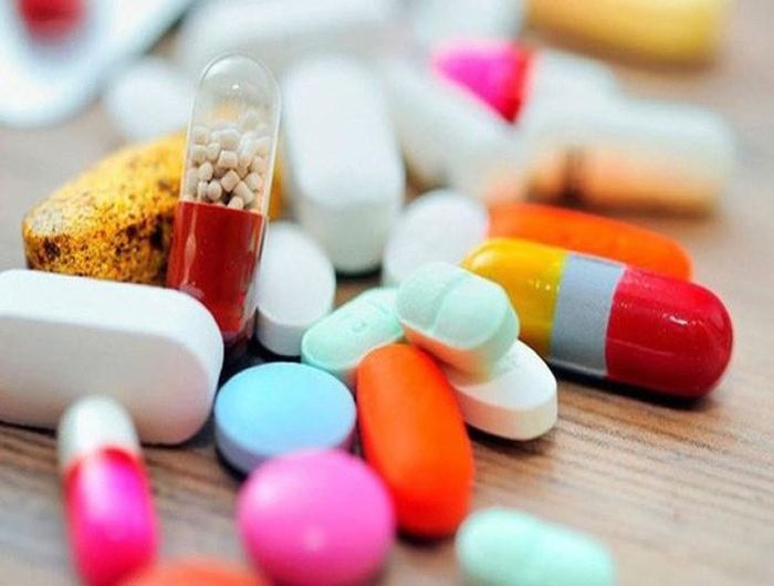  Thuốc giả thường có ghi chú tác dụng phụ đối với người sử dụng liên quan tới những thiếu sót của thuốc. Nếu nhận thấy một trong những trường hợp trên bạn hãy tiếp tục xác minh kỹ hơn 