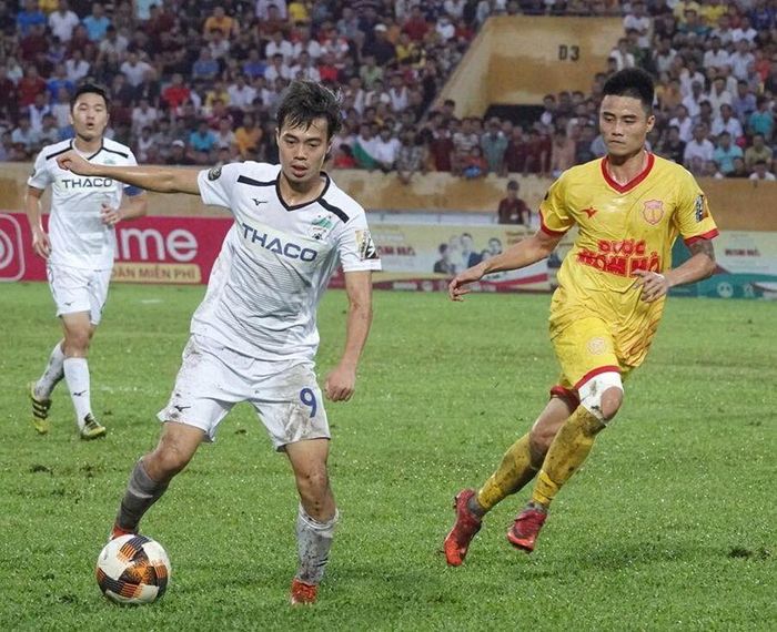 Văn Toàn chơi nổi bật trong đọi hình của HAGL. Ảnh: Mai Anh