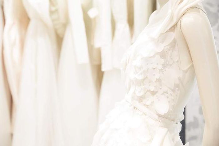 PHUONG MY Bridal vẫn mang đậm chất Á Đông, được chăm chút từ đường may, chất liệu cho đến thiết kế.