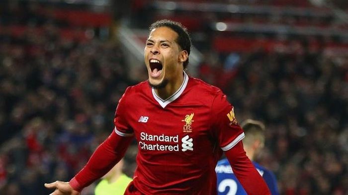 Maguire đã vượt qua chính Van Dijk để trở thành hậu vệ đắt giá nhất lịch sử. Ảnh: Getty.