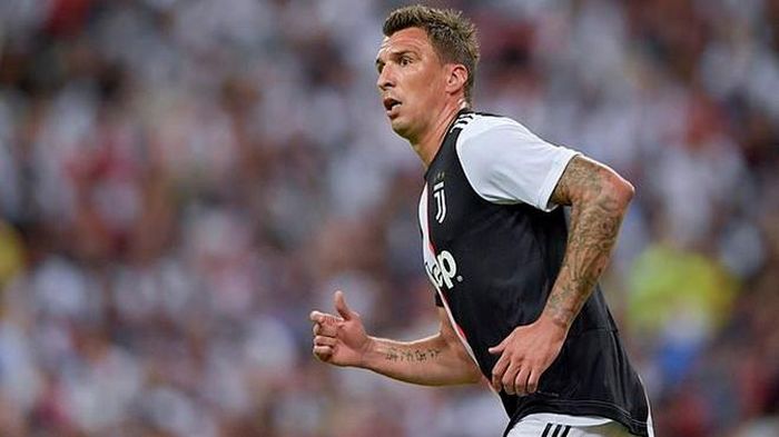 MU sẽ mua Mandzukic thay Lukaku?
