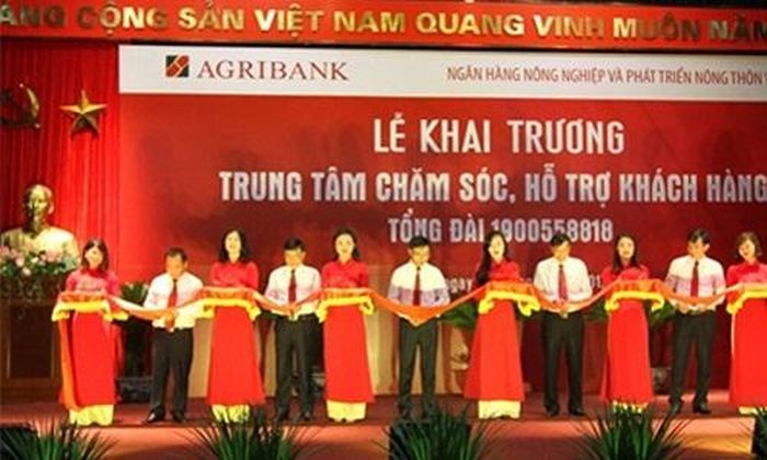 Trung tâm chăm sóc khách hàng-Tổng đài 1900558818 của Agribank tiếp nhận thông tin trực tiếp 24/7. 