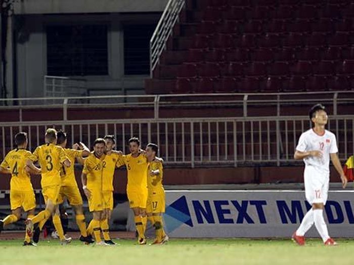 Chủ nhà thua toàn diện trước U18 Australia vượt trội hơn tối 9/8. Ảnh: VFF