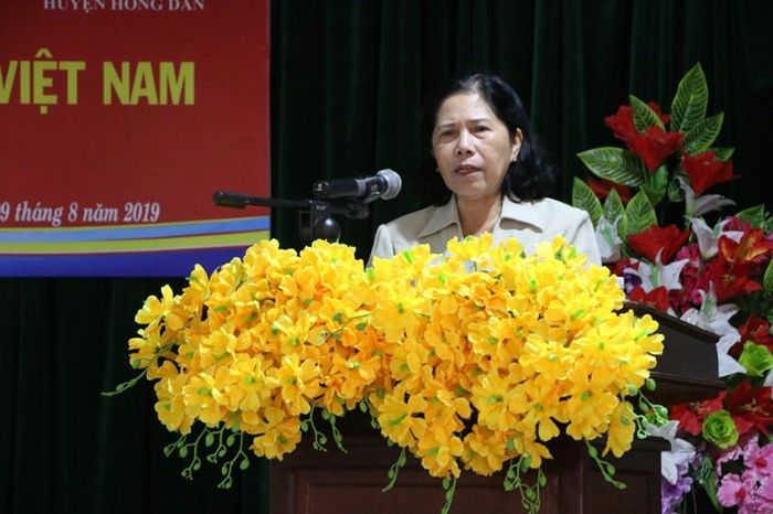 Bà Võ Thị Hồng Thoại - Chủ tịch Hội Nạn nhân chất độc da cam/dioxin tỉnh Bạc Liêu phát bểu tại buổi lễ 