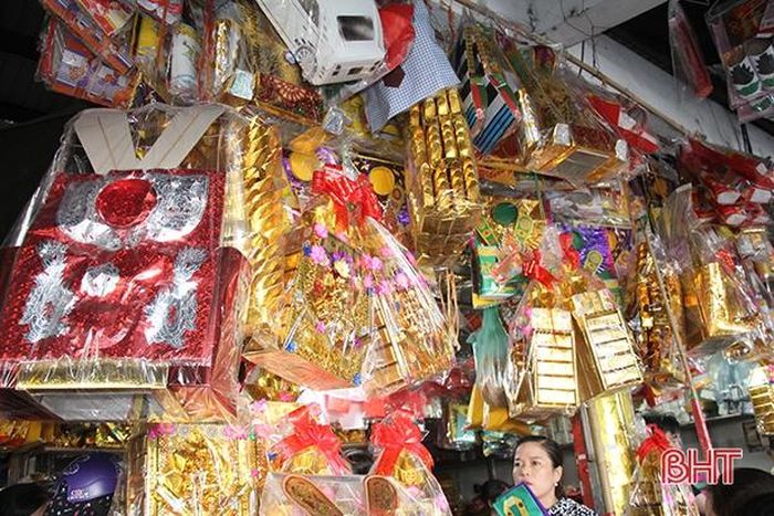 Hàng vàng mã đa dạng đáp ứng nhu cầu của người dân