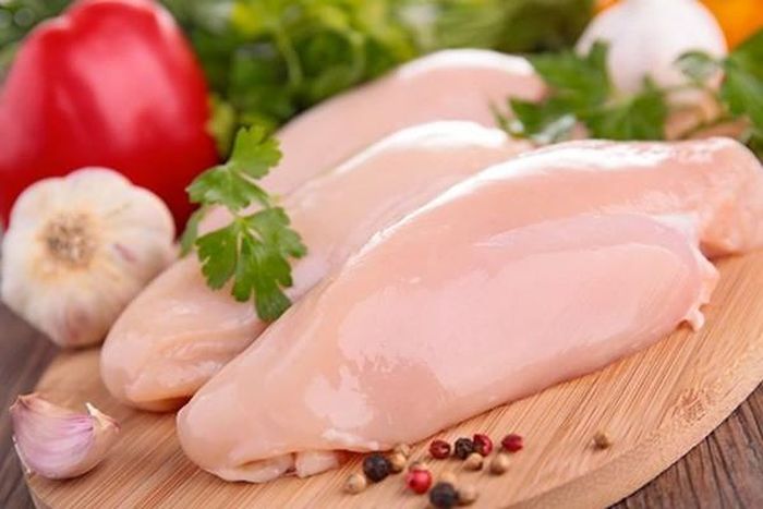 Các nhà khoa học thuộc nhóm của BS. Trentham đã cho 30 bệnh nhân bị bệnh viêm đa khớp (đau nhức các khớp của các chi, nhất là ngón chân và ngón tay) một loại thuốc chế từ sụn gà giò dùng trong 3 tháng. Với những người dùng thuốc, sự đau đớn vì sưng khớp giảm 25 - 30% so với nhóm không dùng thuốc. Ảnh minh họa: Internet