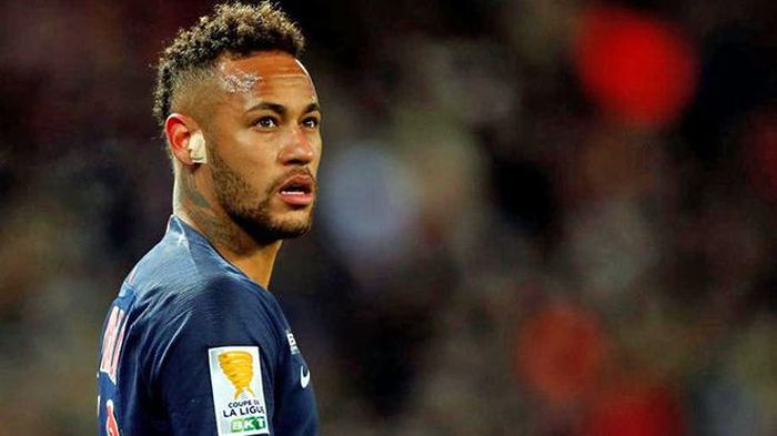 Real muốn mang Modric đổi lấy Neymar