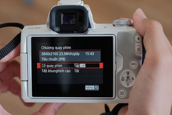 3. Khả năng quay video 4K thích hợp cho khung cảnh tĩnh, không di chuyển máy quá nhiều