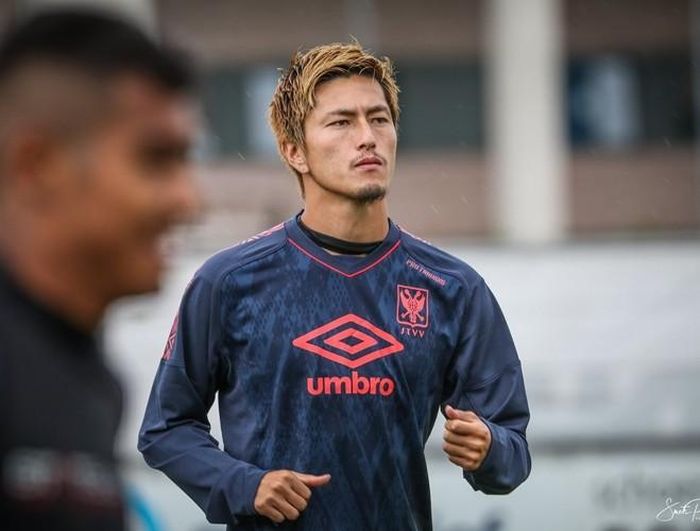  Đây mà Yuma Suzuki, tiền đạo người Nhật mới đến STVV và được HLV Brys ưu ái hơn Công Phượng 