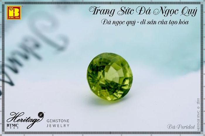 Tháng 8 dịu dàng, may mắn cùng trang sức đá Peridot