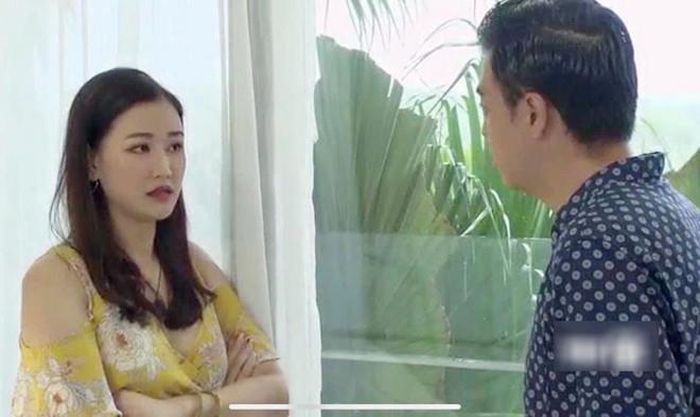Maya xuất hiện ngắn ngủi trong ngoại truyện Về nhà đi con nhưng khiến người xem bàn tán. Cô vào vai vợ cũ của Quốc. Cùng Bảo trở về từ nước ngoài, nhân vật của Maya có những cảnh thân mật với Quốc khiến ông Sơn lo lắng cho chuyện tình cảm của con gái mình.