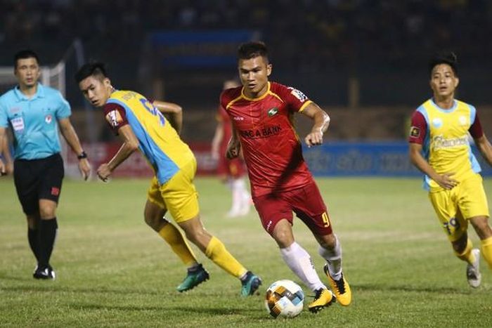 SLNA sau chiến thắng đã lọt Top 4, còn Khánh Hòa đã rơi vào thế vô cùng nguy hiểm. Ảnh: VPF