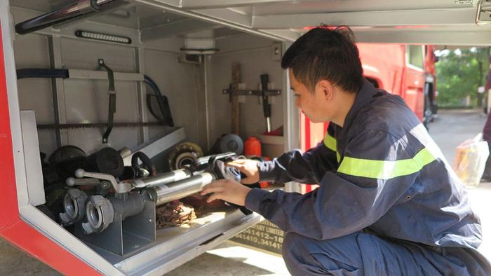 Kiểm tra và vệ sinh thiết bị chữa cháy
