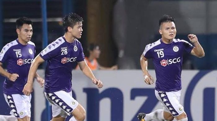 Quang Hải tỏa sáng rực rỡ