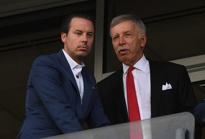 Gia đình Stan Kroenke đã thay đổi chiến sau thảm bại ở chung kết Europa League. Ảnh: Getty Images 
