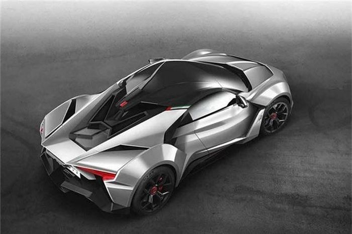  Đáng kể nhất trong bộ sưu tập này là siêu xe chưa hoàn thiện Devel Sixteen có công suất tới 3.000 mã lực. 